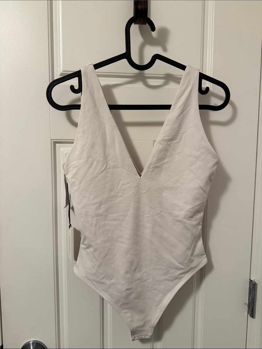 Babaton Cream V-Neck Sleeveless Bodysuit